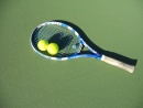 Tennis-racket-and-balls.jpg